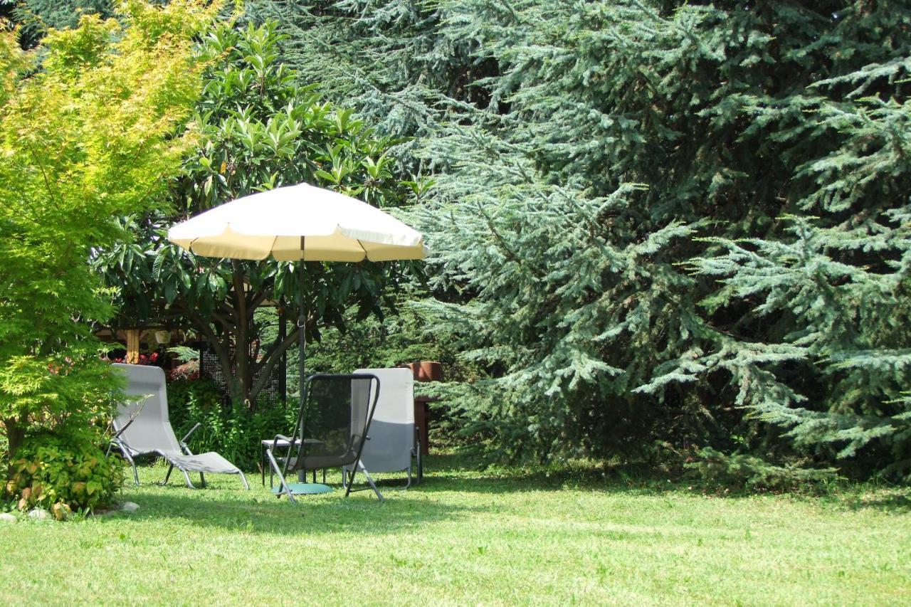 Monolocali In Casa Con Giardino Bellagio Apartment Luaran gambar