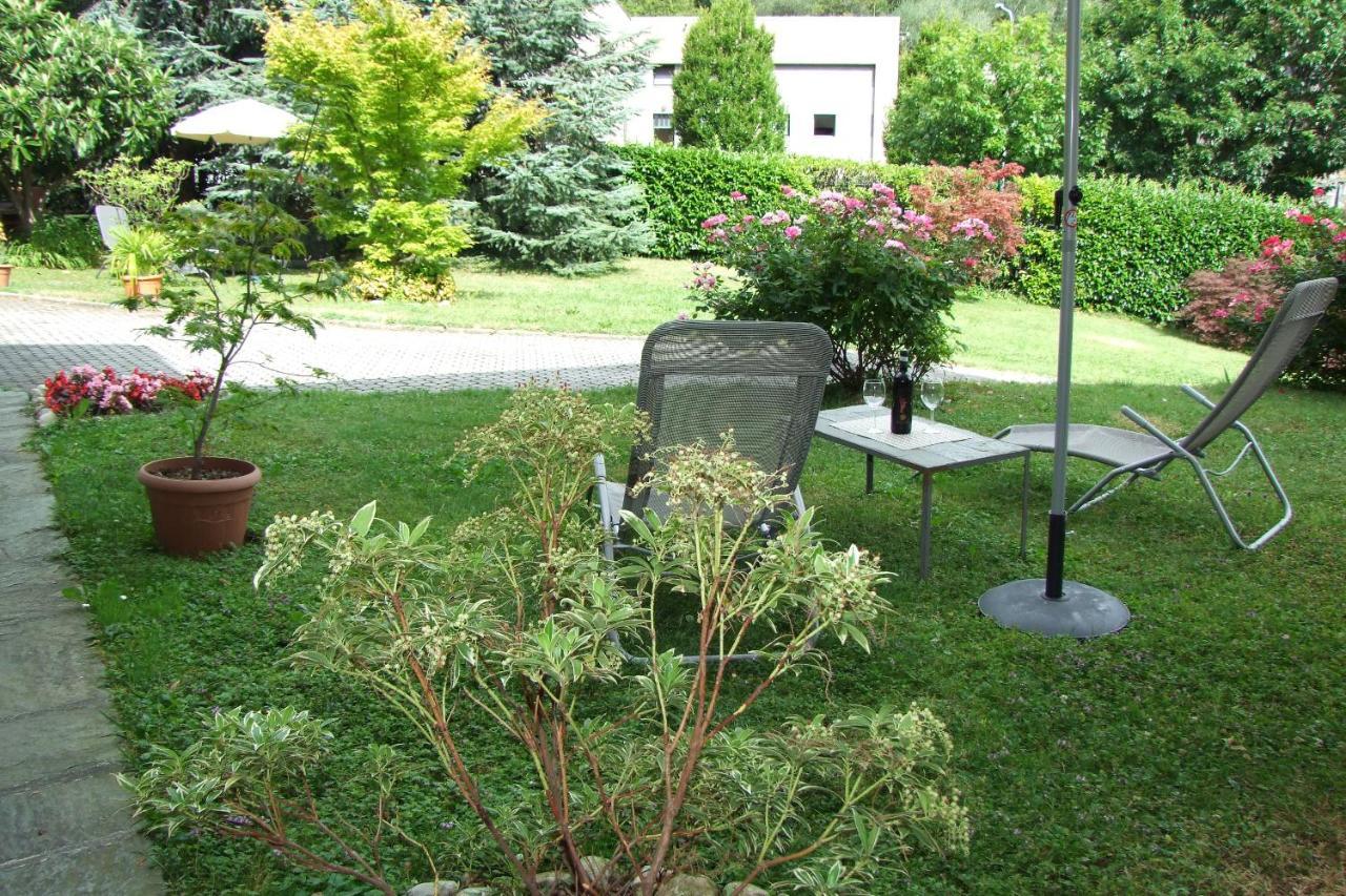 Monolocali In Casa Con Giardino Bellagio Apartment Luaran gambar